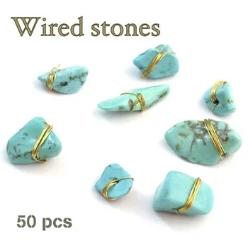 50 бр. е най-новата мода натурален нефритови камък, чакъл с медна тел, увит около естествен меден кабелна камък за декорация на нокти